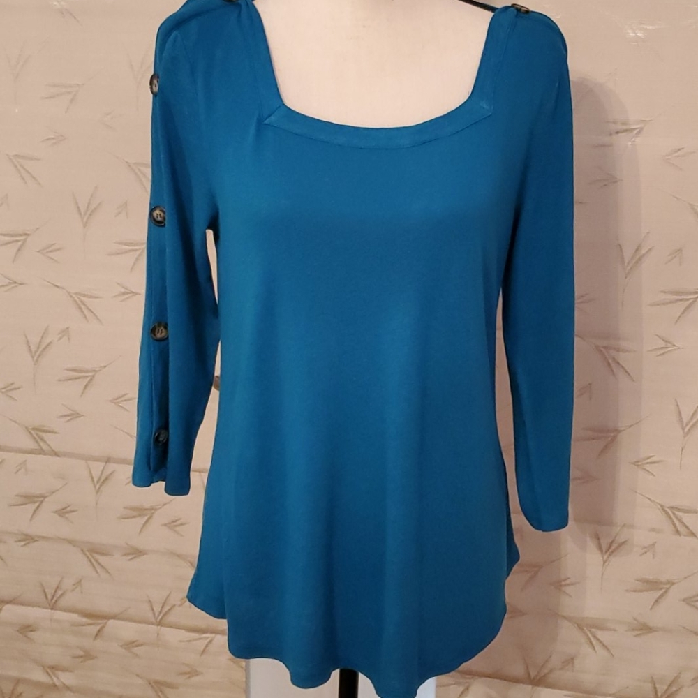 Long sleeve top
